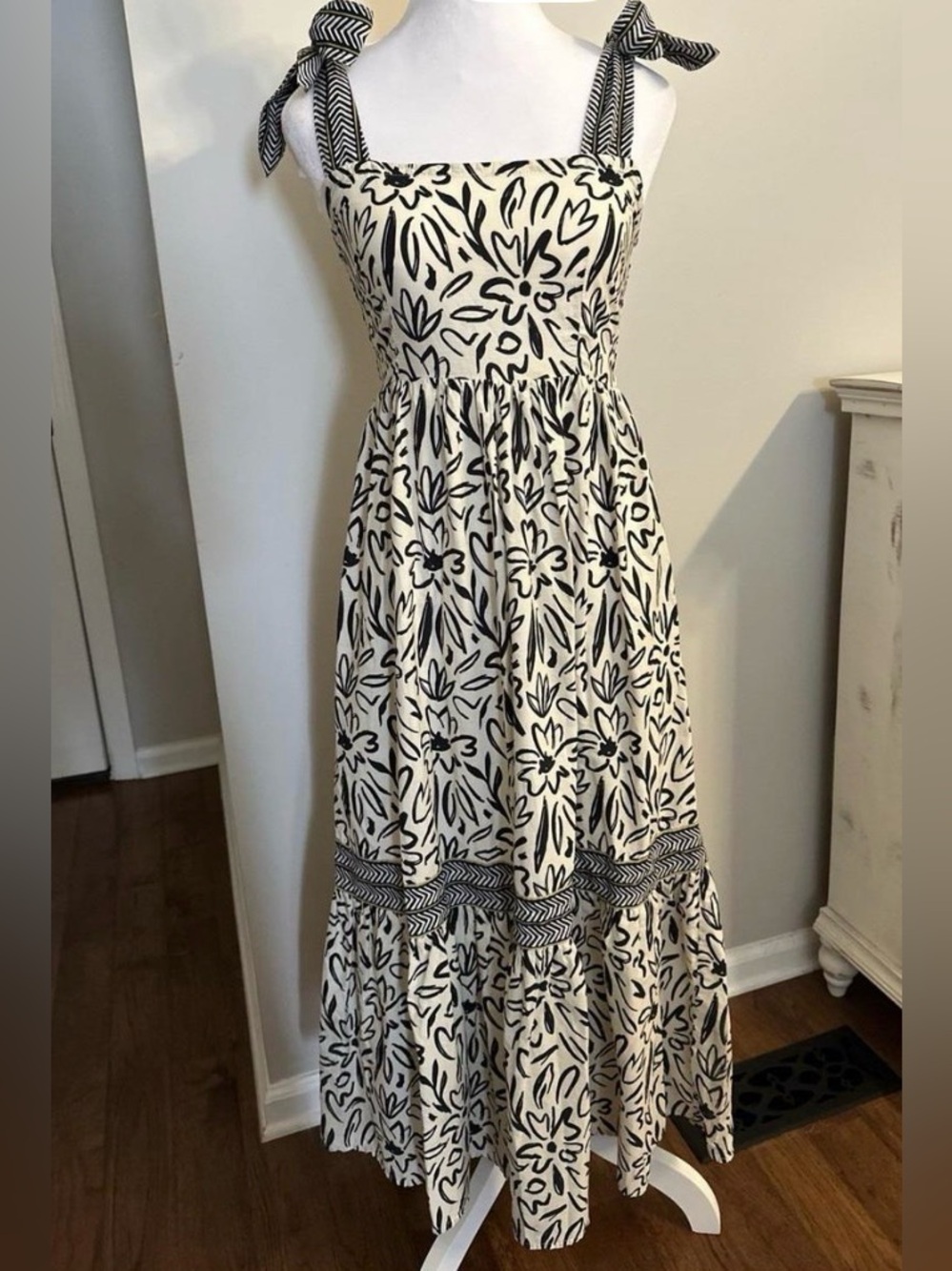Black & White Floral Tie-Strap Maxi Dress